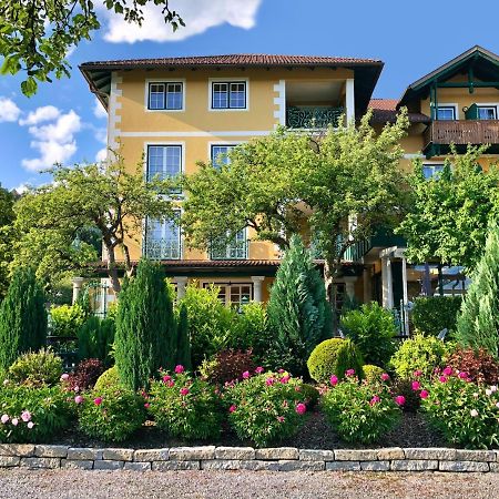 Gasthaus Hotel Hoehenwirt Keutschach am See Dış mekan fotoğraf